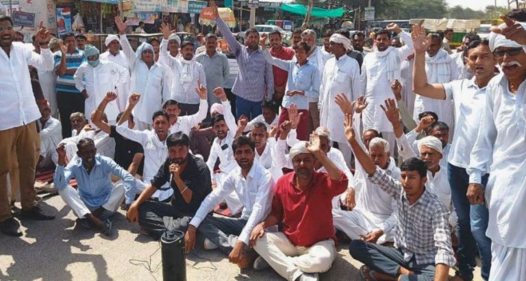 Protesting citizens in hanumangarh, rajasthan