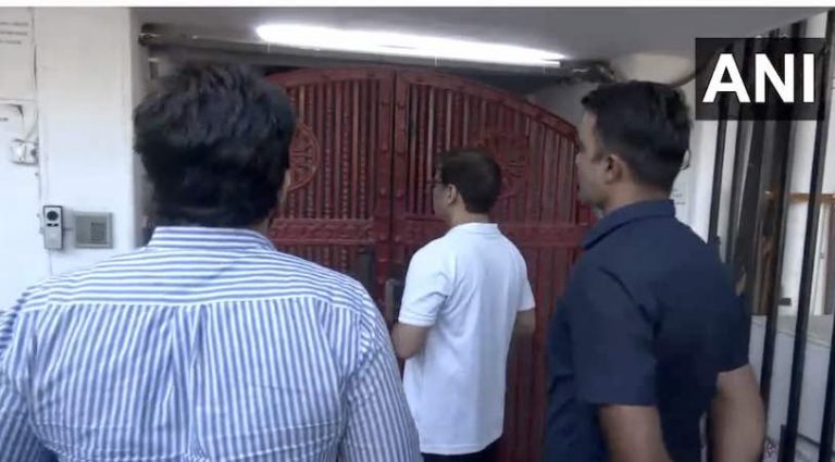 Delhi Police Raid Journalists/Writers Linked To NewsClick Amid China Funding Row; Phones, Laptops Seized