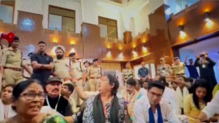 TMC MPs Abhishek Banerjee & Derek O’Brien Detained By Delhi Police Following Dharna