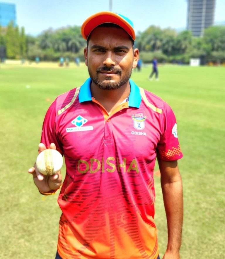 Tarani Sa 3 wickets, Odisha lose