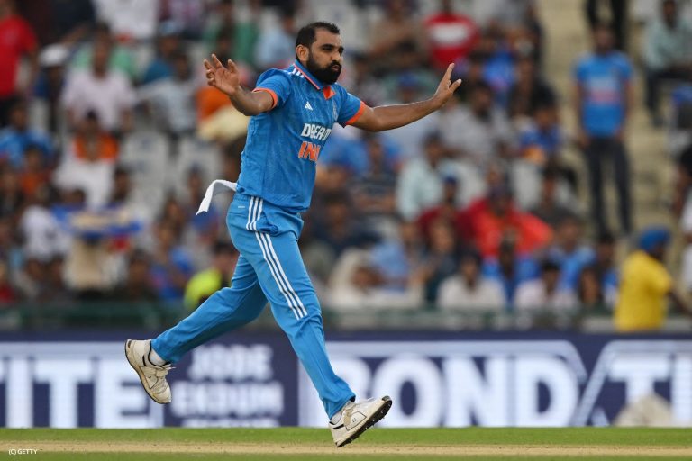 Md Shami 5 wkts