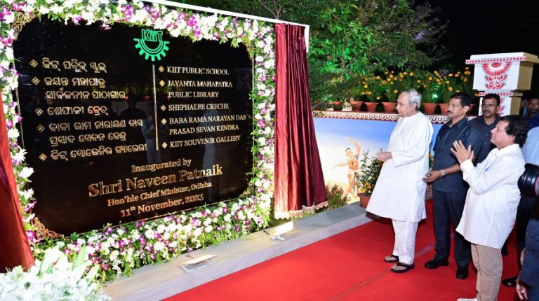 Naveen inaugurates KIIT, KISS facilities