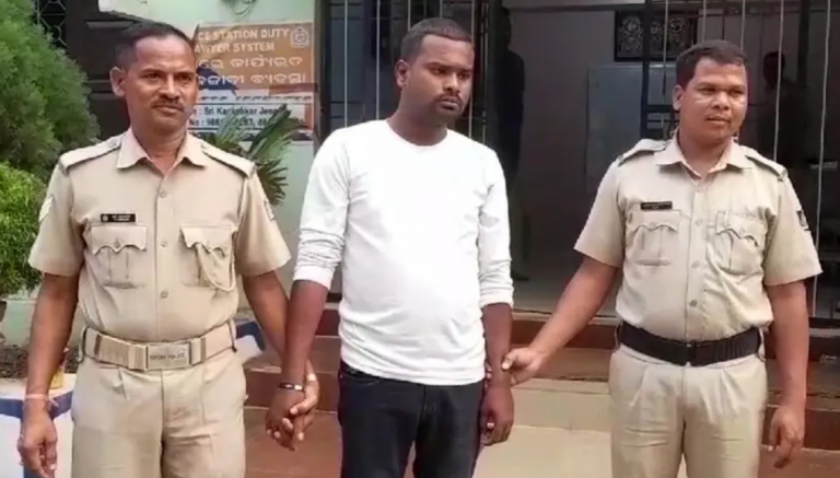 Odisha: Month After ‘Snakebite Death’ Of Wife & 2-Year-Old Daughter, Man Held For Murder