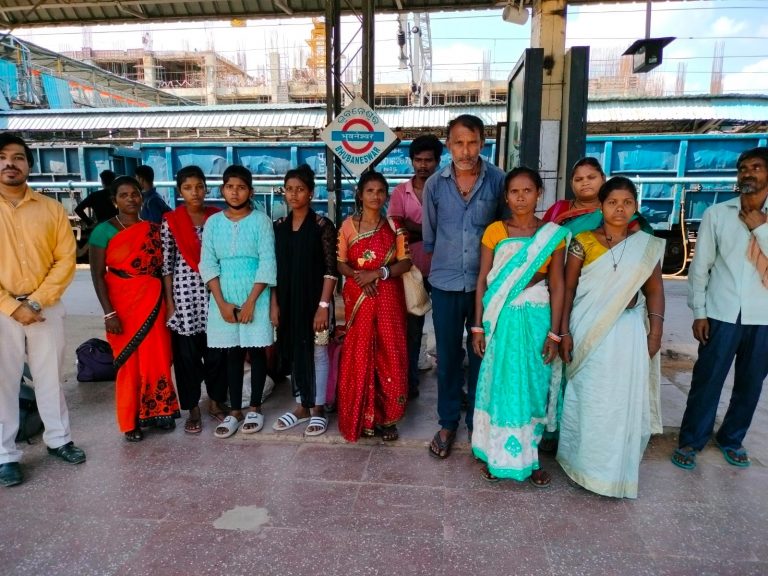 Odisha Parivar Rescues 11 Workers Who Were ‘Tortured’ In Andhra Pradesh