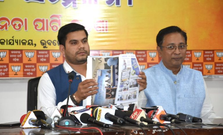 BJP Questions Odisha CM Naveen Patnaik’s Silence On Huge Cash Haul In I-T Raids; BJD Hits Back