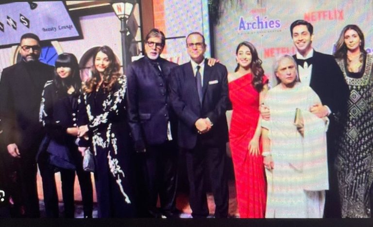 Amitabh Bachchan Shares Note Amid Rumours Of Unfollowing Aishwarya Rai On Instagram