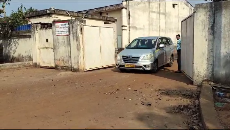 I-T Officials Raid Another Liquor Firm In Odisha After Record Cash Seizure From Congress MP’s Distillery