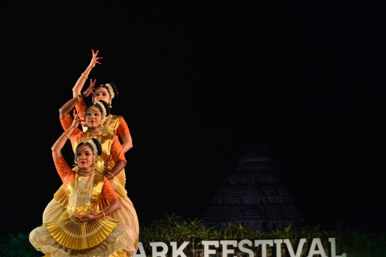 Fourth Evening Of Konark Festival 2023: Panorama Of Grace & Elegance In Mohiniattam