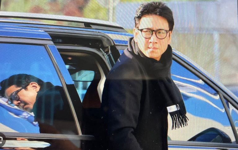 Lee Sun-Kyun, Actor Of Oscar-Winning ‘Parasite’, Found Dead In A Car