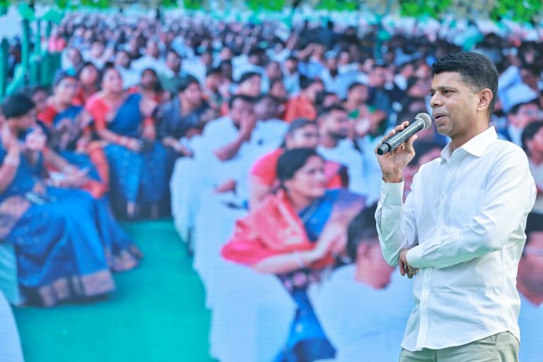 Pandian Reviews Progress Of Projects In Odisha’s Mayurbhanj; Directs Officials To Complete By Set Time Frame