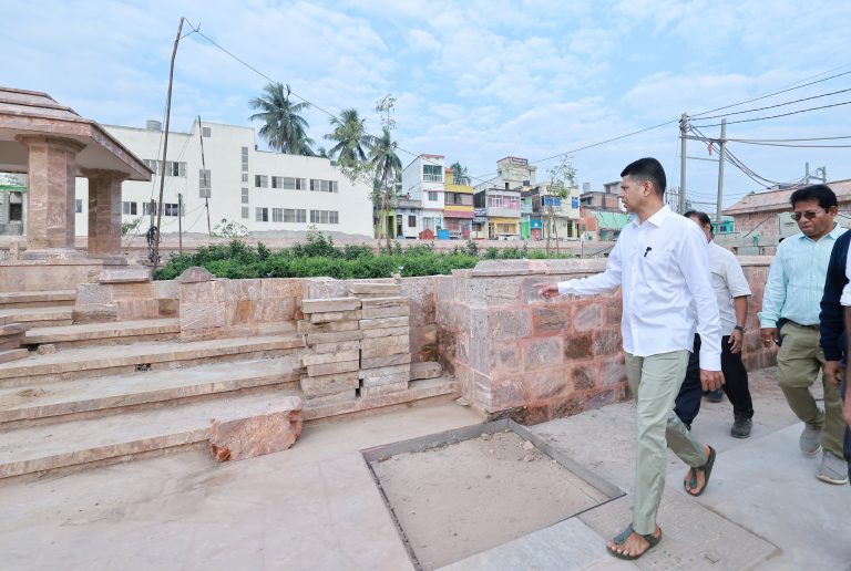 Pandian Asks Officials To Complete Puri Heritage Corridor Buffer Zones By Next Week & Focus On Matha Restoration