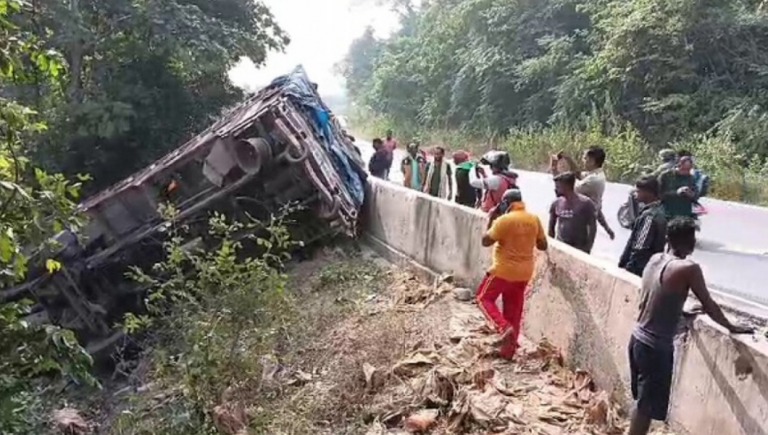 Another Death During ‘Zero Fatality Week’ In Odisha As Truck Overturns In Mayurbhanj