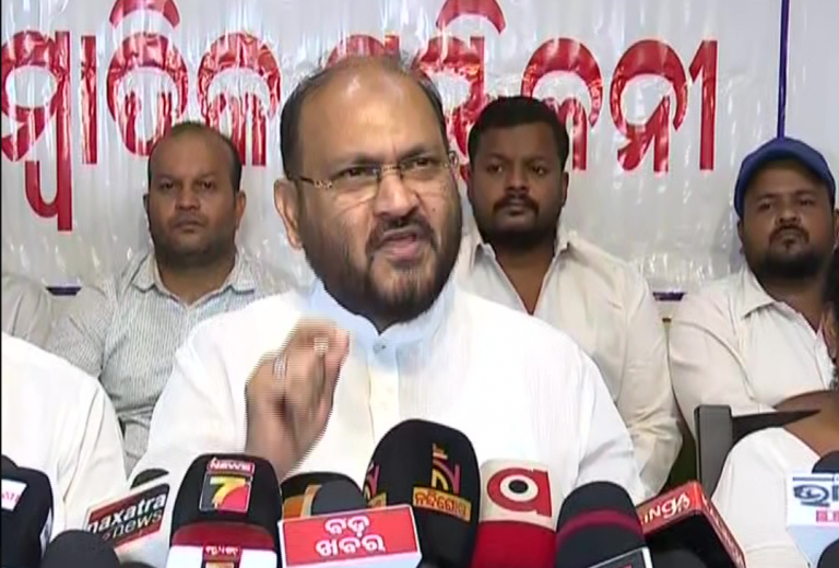 Odisha MLA Mohammed Moquim Alleges Massive Corruption In Cuttack Bali Jatra