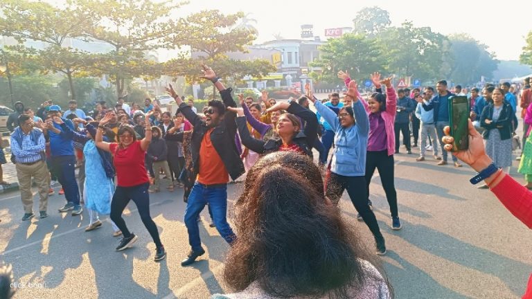 Bollywood Singer Nikhita & Prince Dance Group Feature In Bhubaneswar Patha Utsav