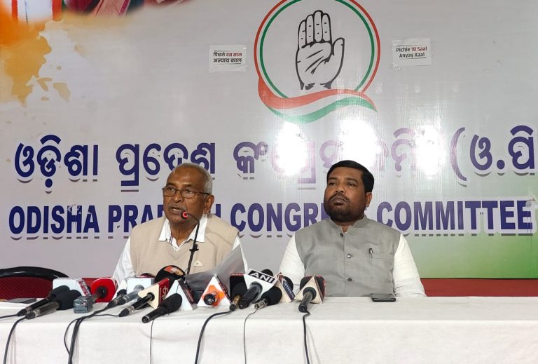 Odisha Congress Claims Death Of Man Hit By Police Vehicle Engaged For Pandian’s Gajapati Visit, Seeks Rs 1 Cr Compensation
