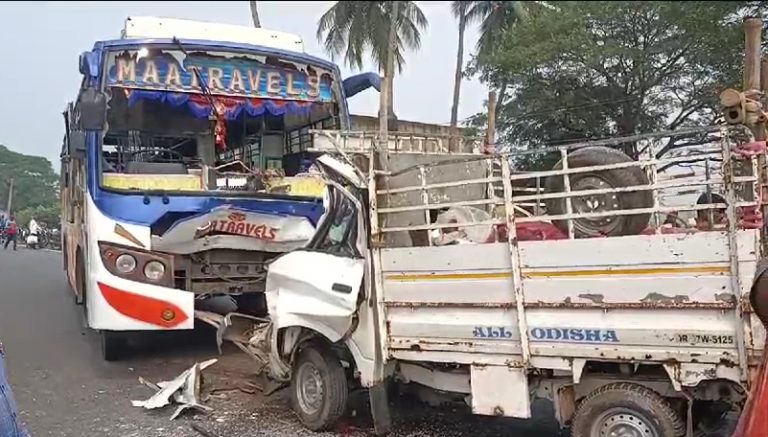 Bus-Van Collision Claims 3 Lives In Odisha’s Ganjam