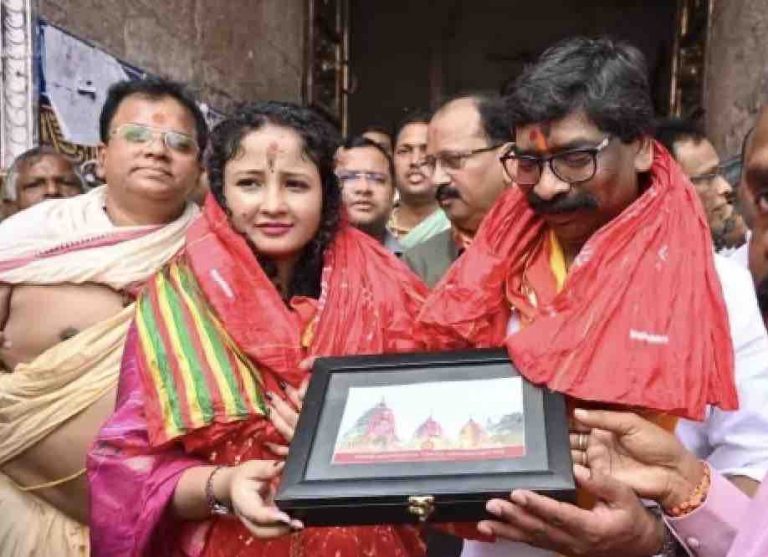 ‘Untraceable’ Hemant Soren Appears In Ranchi; Wife & Odisha Native Kalpana Soren Next Jharkhand CM?