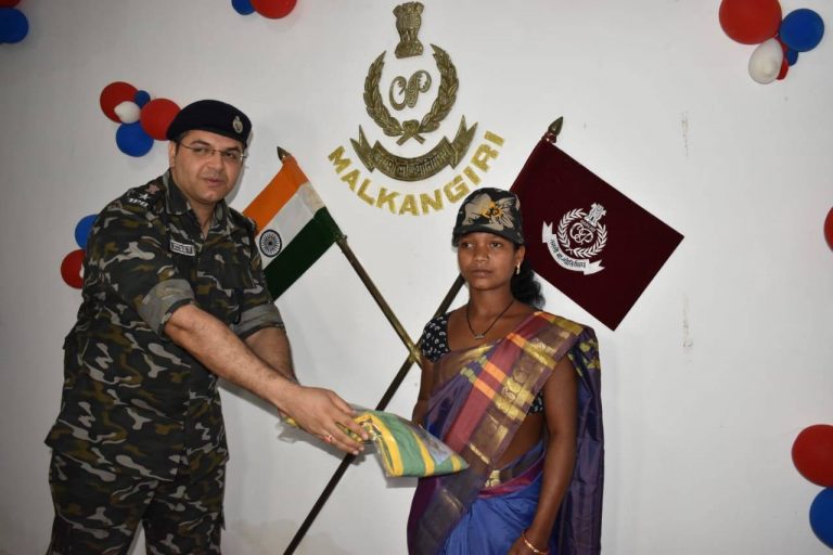 Woman Maoist Carrying Rs 1 Lakh Reward On Head Surrenders Before Police In Odisha’s Malkangiri