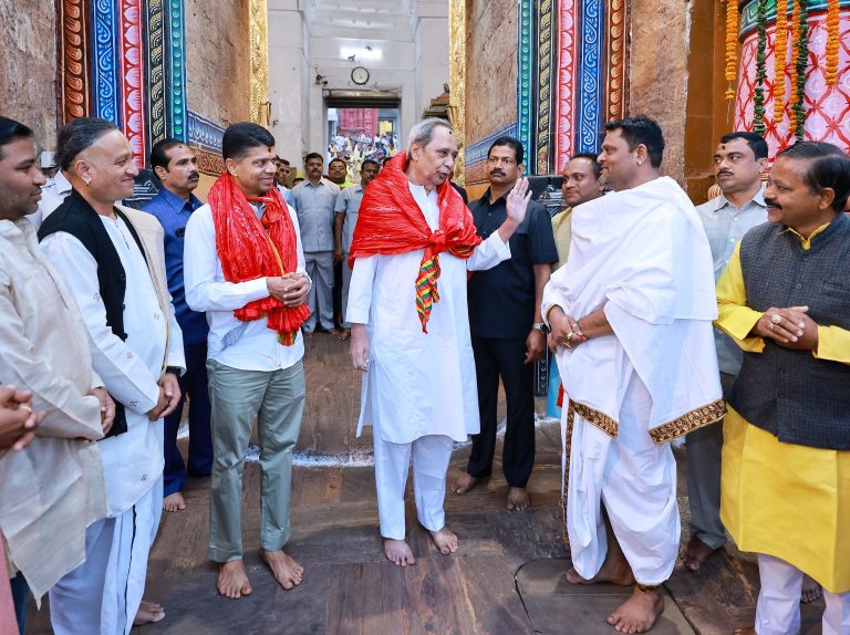 Naveen Offers Prayer At Puri Jagannath Temple; Walks Around Heritage Corridor Launched A Week Ago