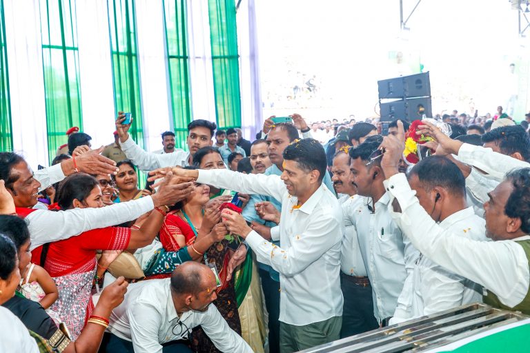 Nabin Odisha Chairman V K Pandian Reviews Development Projects In Sundargarh