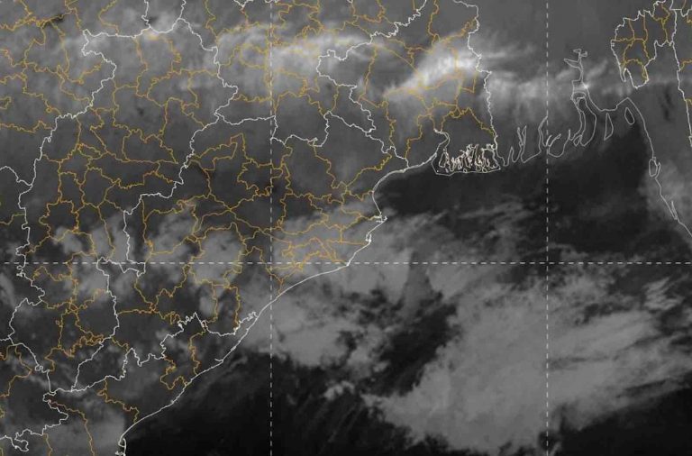 Anti-Cyclonic Circulation Over Bay Brings Rain To South Coastal Odisha, Bhubaneswar & Cuttack