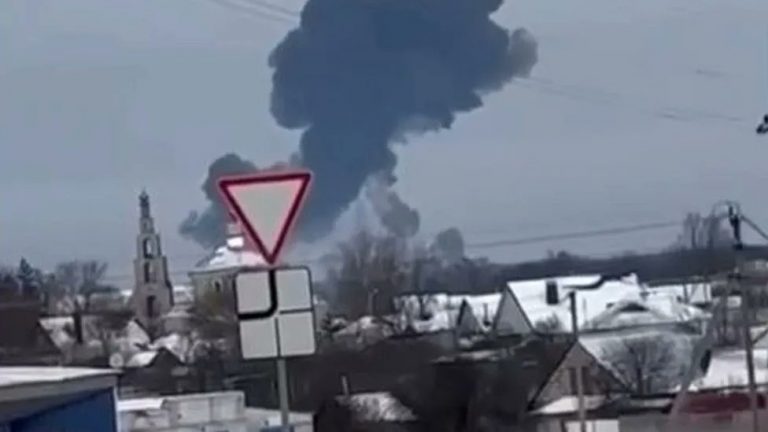 Russian plane with POWs crashes