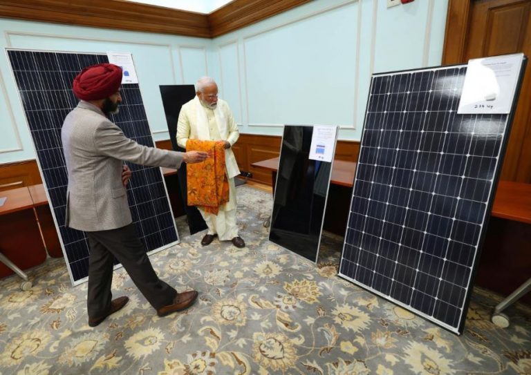 solar panels on 1 crore houses