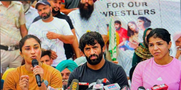 Junior Wrestlers Protest At Delhi’s Jantar Mantar But Against Seniors Bajrang, Sakshi And Vinesh