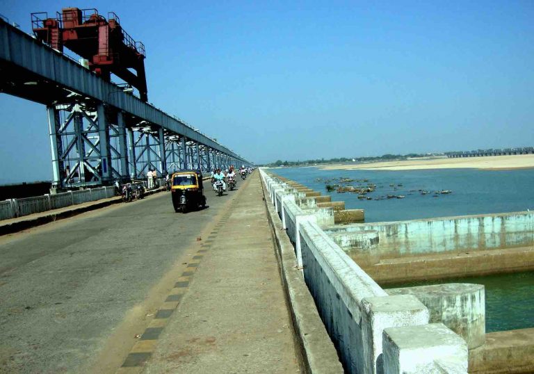 17-Day Traffic Restrictions For Repair Works On Mahanadi & Birupa Barrages In Odisha