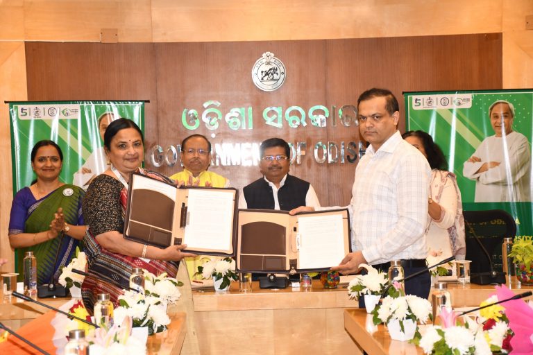 Odisha Govt Signs MoU For Establishment Of Biju Patnaik Special Centre For Odia Studies At JNU; VC Meets Naveen