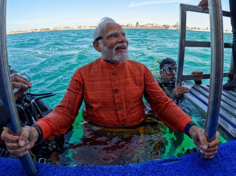 PM Modi underwater puja