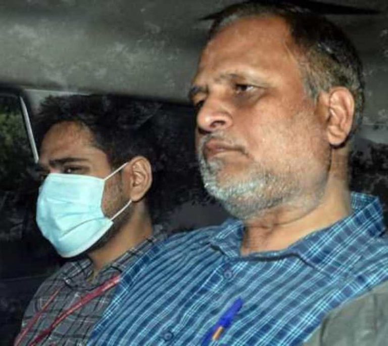 Satyendar jain gets bail