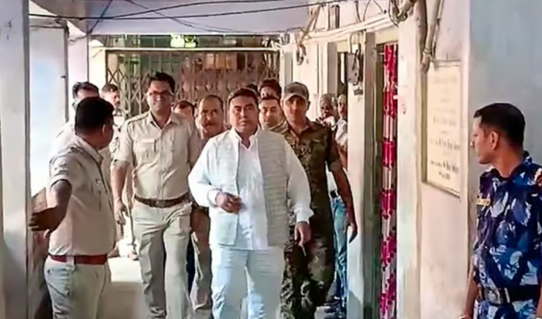 Calcutta HC Again Orders Bengal Govt To Hand Over Sheikh Shahjahan To CBI; Gives New Deadline