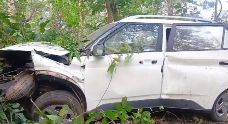 5 Injured After Car Falls Into 30 Ft Deep Gorge In Odisha’s Keonjhar