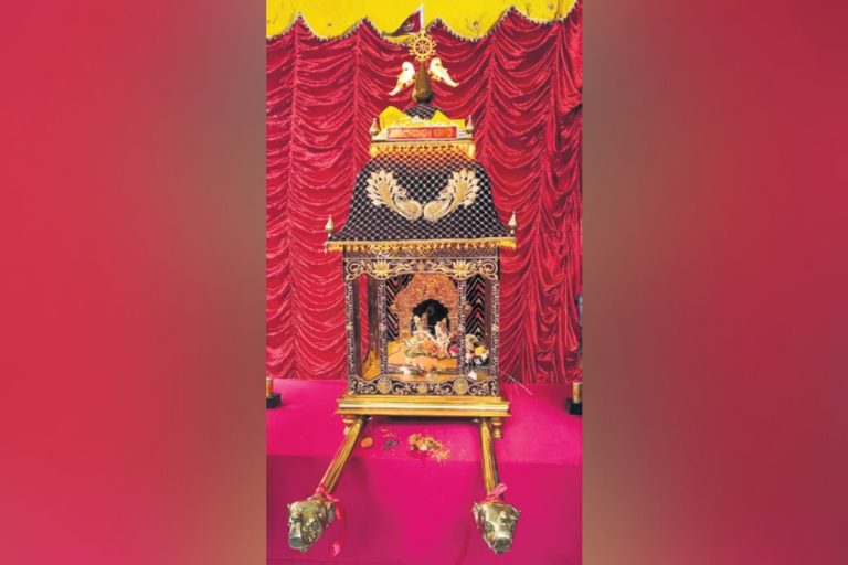 After GI Tag For Silver Filigree, Rs 2 Crore Palanquin With Intricate Golden Filigree Work Is New Pride Of Odisha’s Cuttack
