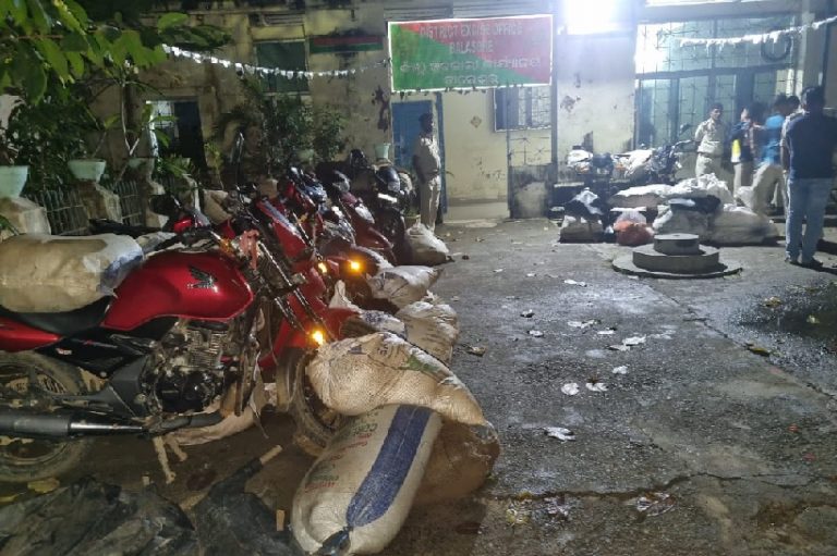 illicit liquor seized