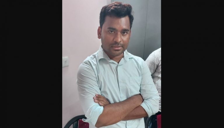 Vigilance Nabs GST Officer