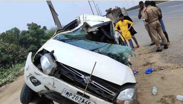 Man, 4-Yr-Old Daughter Die In Car Crash In Odisha While Returning To Kharagpur