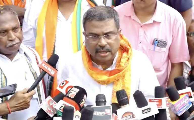 Odisha Elections 2024: Dharmendra ‘Duiti Phoola Bahut Bhala’ Counter To BJD Jodi Sankha Campaign