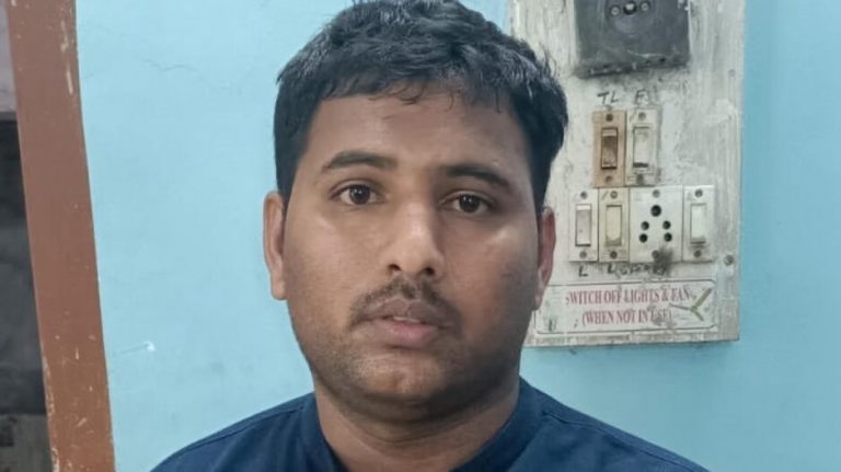 Telengana Man Held In Odisha For Duping Girls On Instagram By Posing As RPF Official
