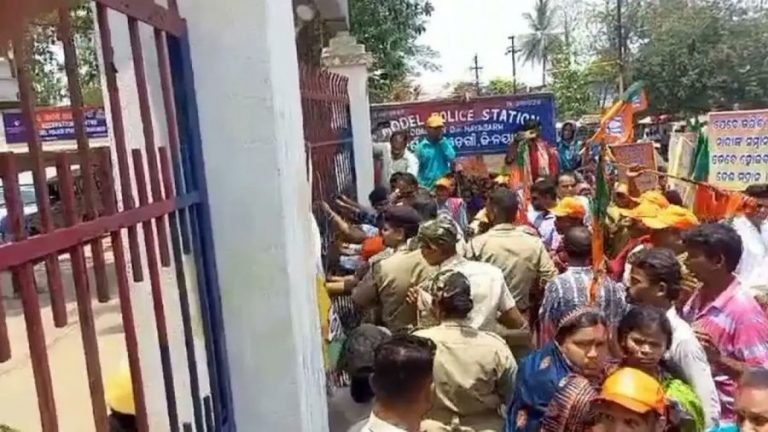 police station gherao