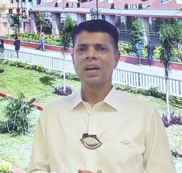 V K Pandian Blames Centre For Working Against Odisha On Mahandi Issue; Lists Out BJD’s Promises To Middle Class