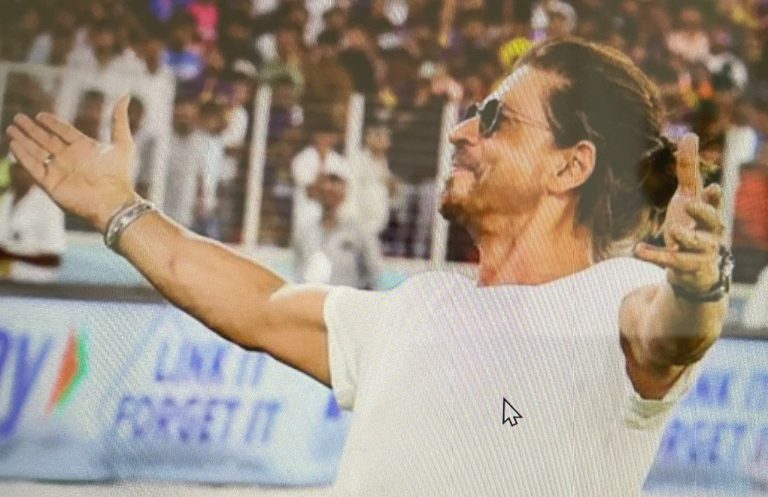 Shah Rukh Khan To Be Honoured At Switzerland’s Locarno Film Festival