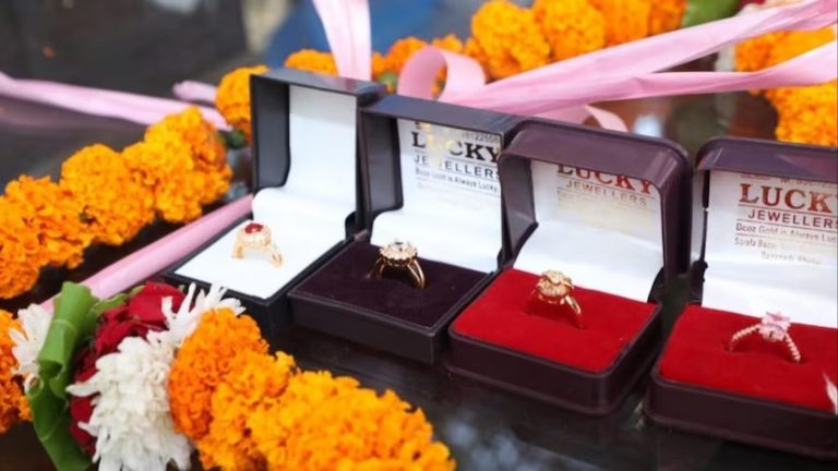 Gifted Voters: Madhya Pradesh Voters Are Even Getting Diamond Rings For Voting
