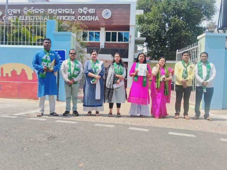 BJD Alleges BJP’s Lok Sabha Candidate Buying Votes In Sambalpur, Moves CEO Seeking Action