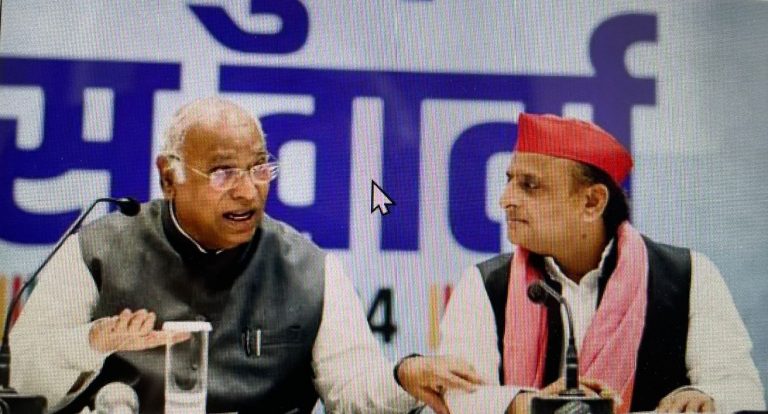 Congress Announces Doubling Ration For Poor To 10 Kg, Takes Everyone By Surprise