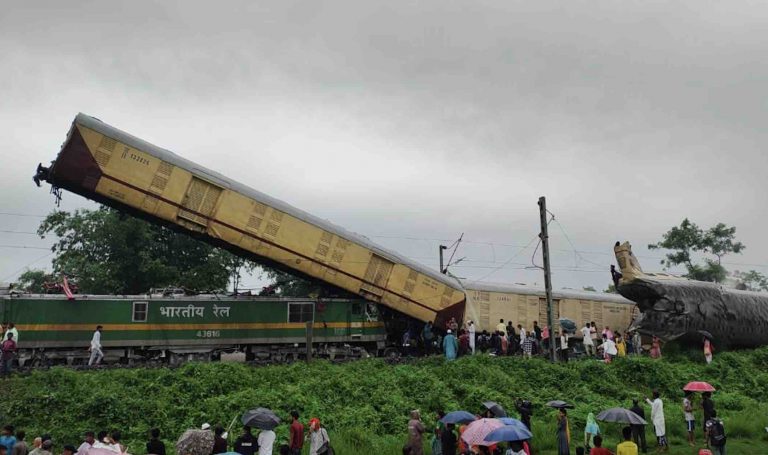 5 Dead As Goods Train Crashes Into Kanchenjunga Express Near Bengal’s New Jalpaiguri