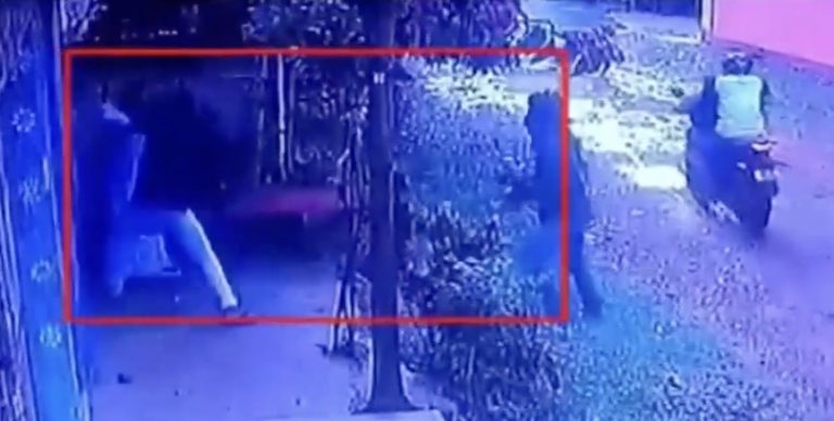 Caught On Cam: Miscreants Snatch Gold Chain From Woman Morning Walker In Odisha’s Cuttack