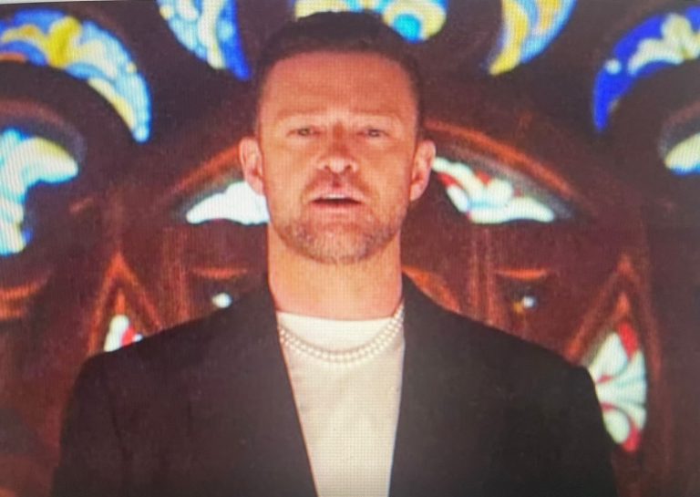 Singer Justin Timberlake Arrested, Accused of Driving While Intoxicated