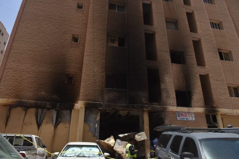 Kuwait building fire